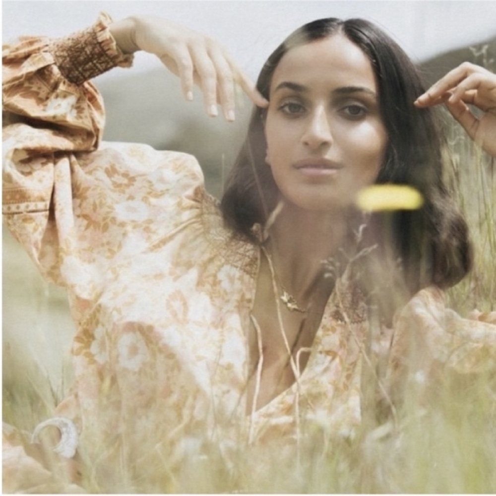 Spell Anne Blouse - Picture 3 of 12